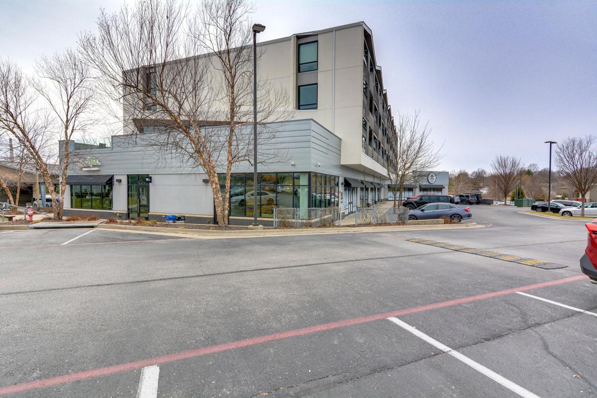 Modern Springfield Apartment About 7 Mi To Downtown! Bagian luar foto